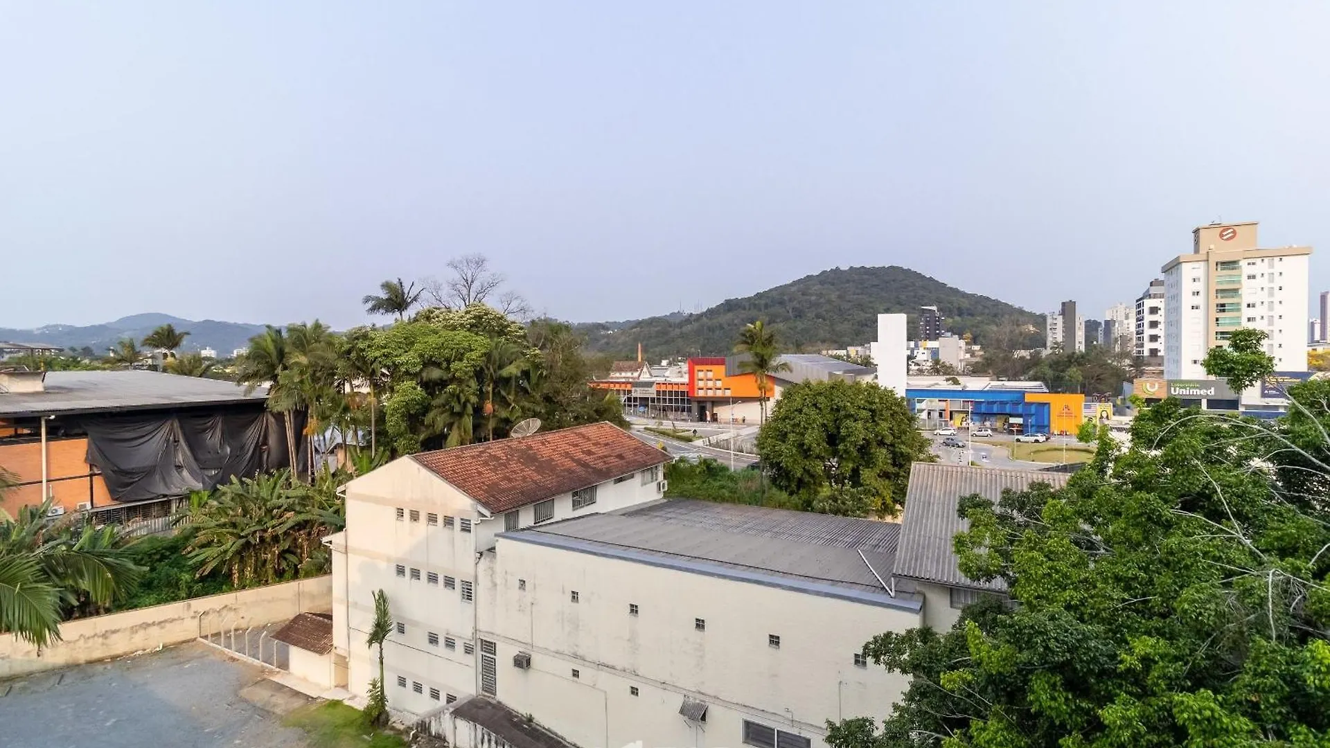 Spt - Studios Convenientes Em Blumenau/Sc Brazil